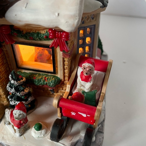 Lemax Wags Motel - Picture 7 of 9